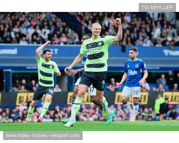 哈兰德中路直接弹射破门：点燃训练热潮的终极装备之选